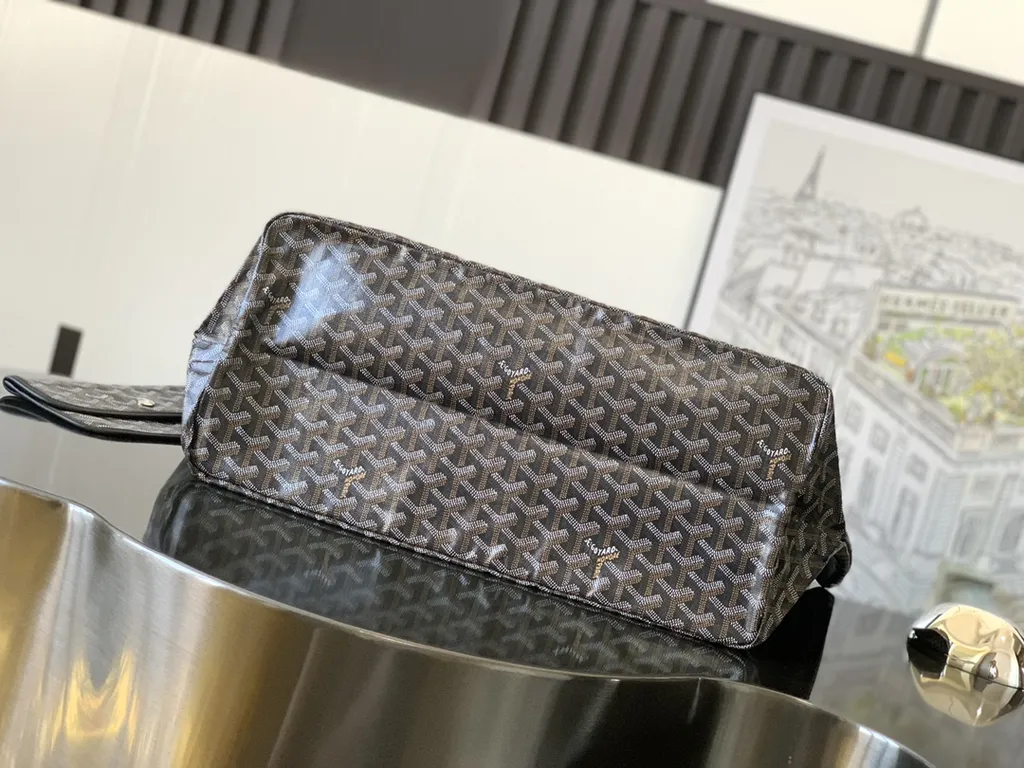 Goyard Bag 